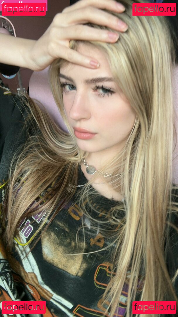 brennamckenna / mckennabull Onlyfans Photo Gallery 