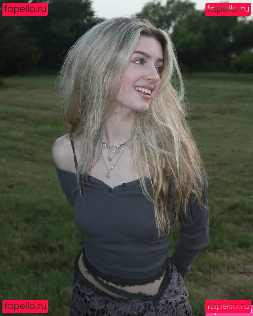 brennamckenna / mckennabull Onlyfans Photo Gallery 