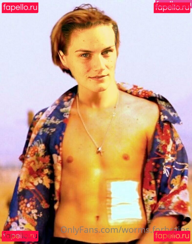 Tayler Nicholson / taylernicholson / worms.forbrains Onlyfans Photo Gallery 