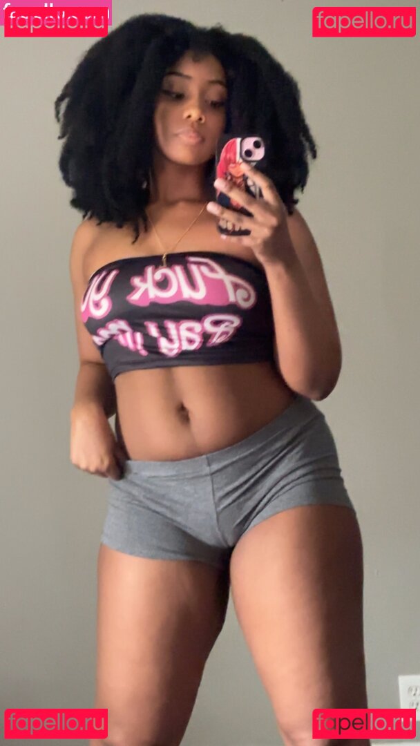 LilliPie101 Onlyfans Photo Gallery 