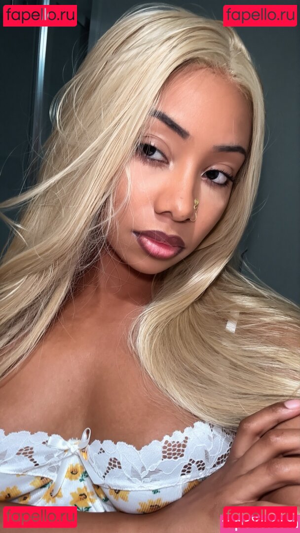 LilliPie101 Onlyfans Photo Gallery 