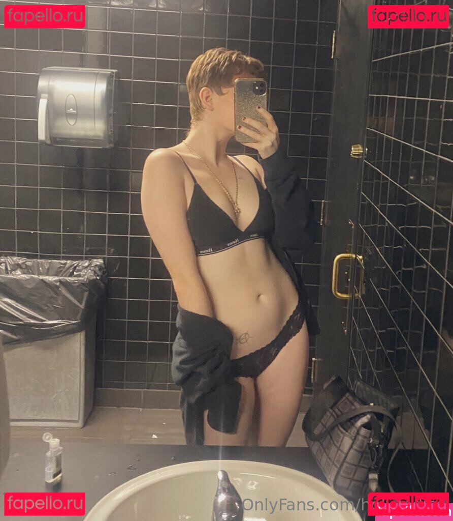 holy.indica Onlyfans Photo Gallery 