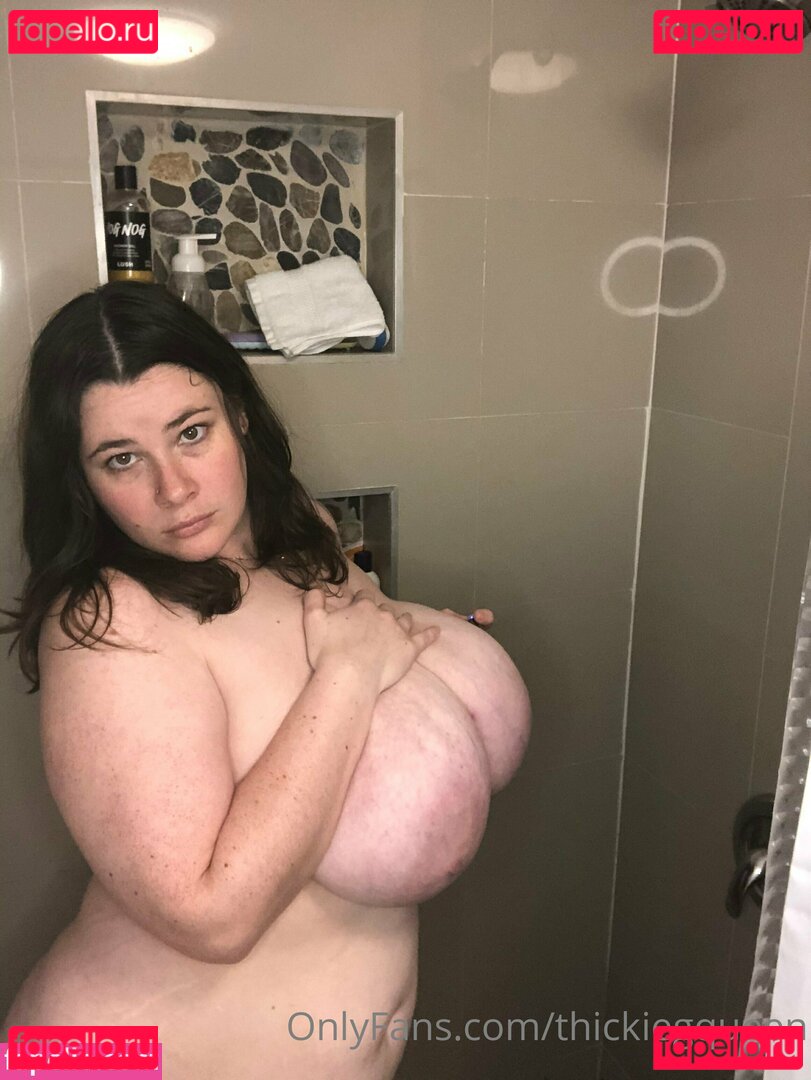 thickiegqueen / yvnxg.queen Onlyfans Photo Gallery 