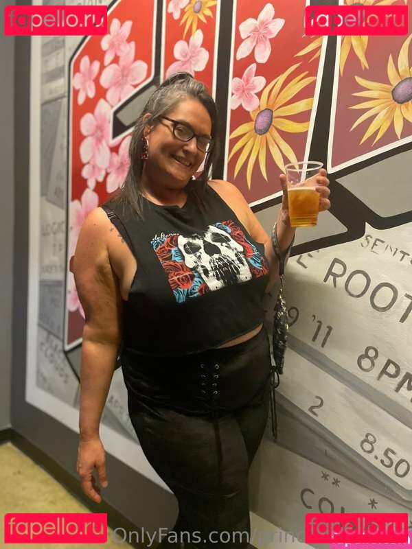 PrincessHarlot7 / princessharryet Onlyfans Photo Gallery 