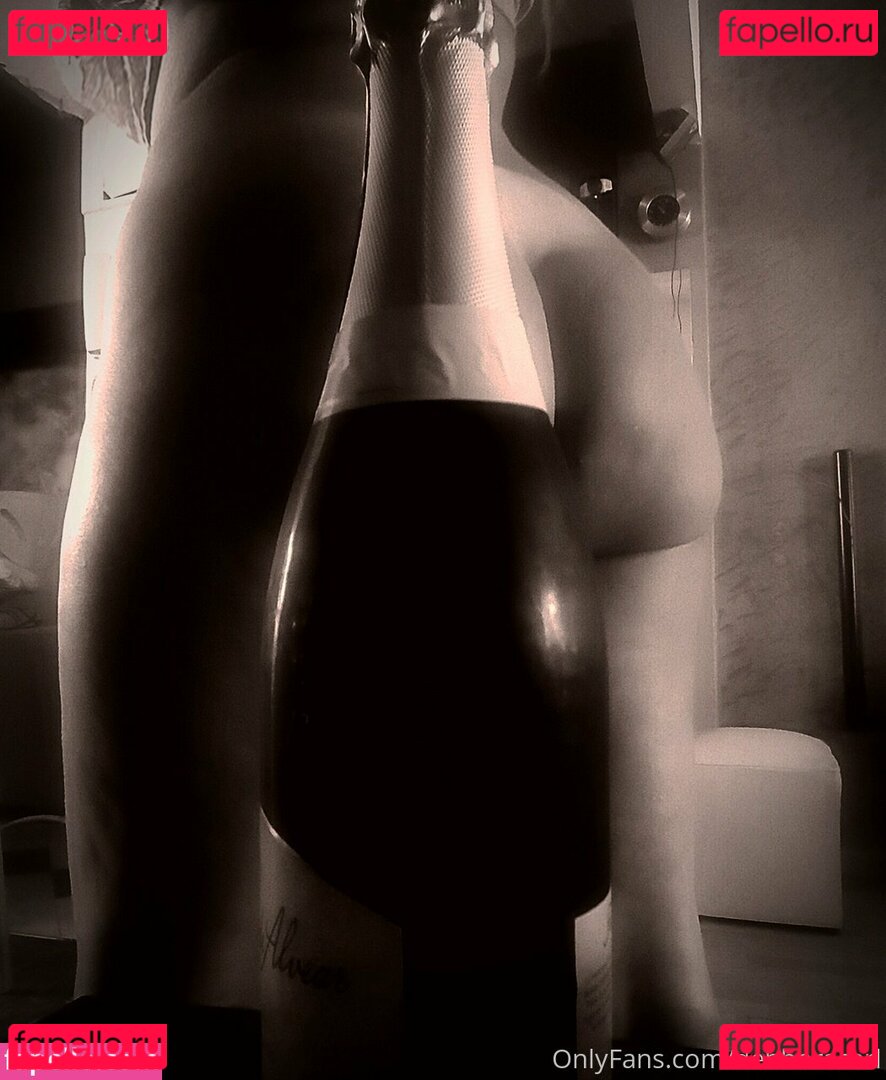 carldeboraok / debboracarl Onlyfans Photo Gallery 