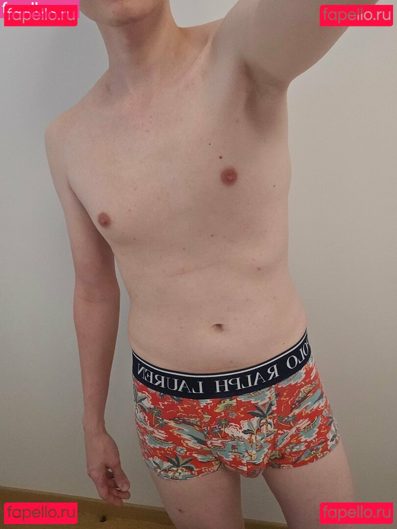 Prettyboi2000x / prettyboiko Onlyfans Photo Gallery 