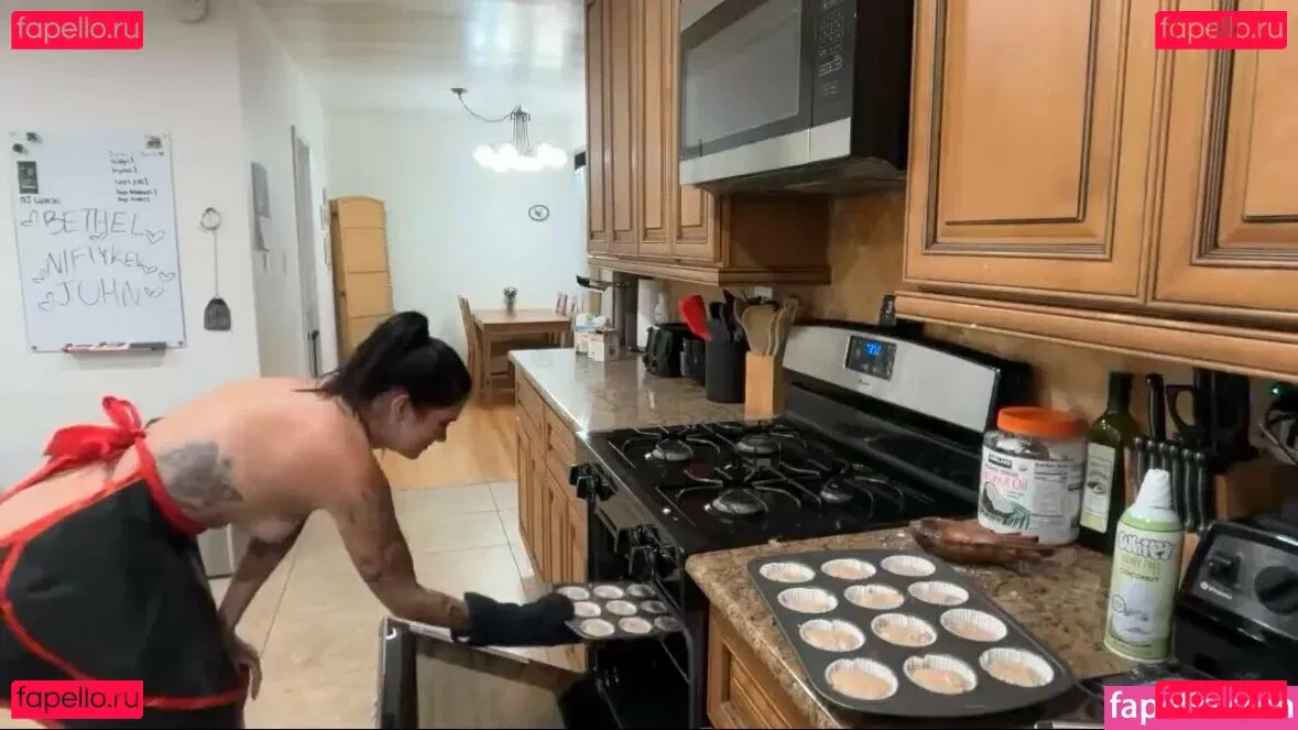 thephoqueen Onlyfans Photo Gallery 