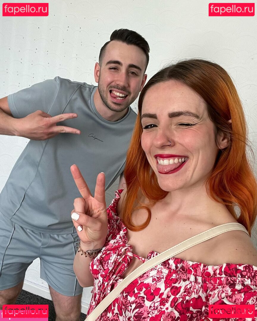 Chloe Woods / CuteChloe_xo / chloeandpaul_of Onlyfans Photo Gallery 