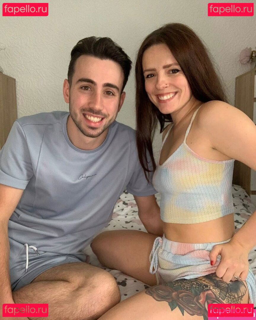 Chloe Woods / CuteChloe_xo / chloeandpaul_of Onlyfans Photo Gallery 