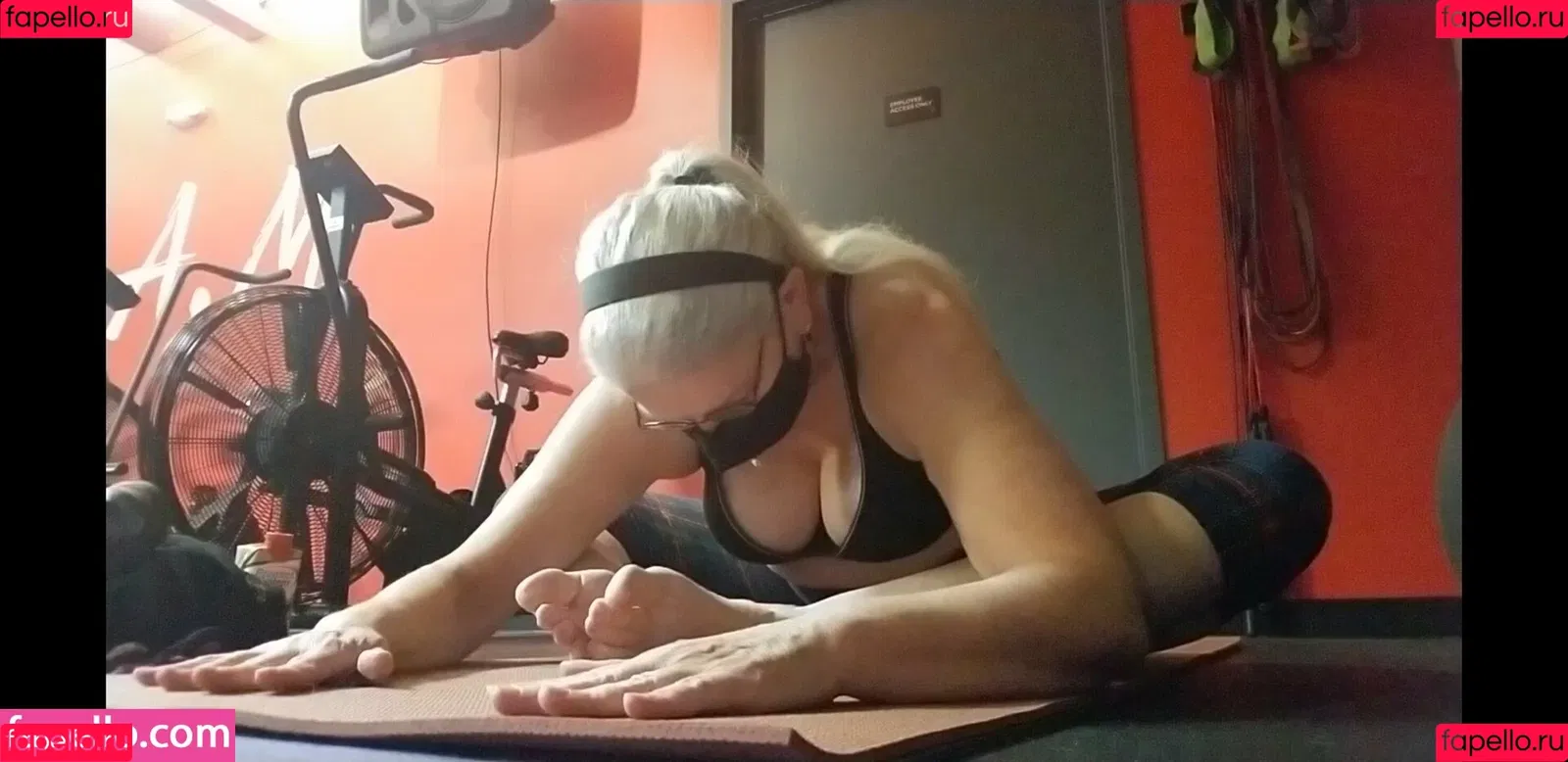 nakedyoganakedyoga Onlyfans Photo Gallery 