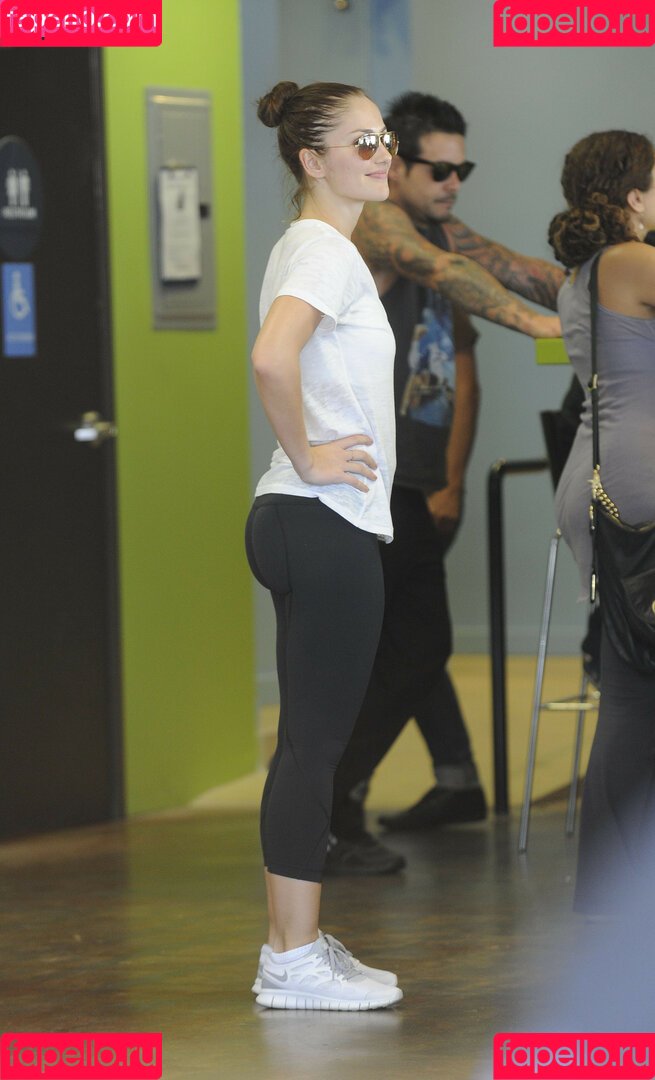 Minka Kelly Onlyfans Photo Gallery 