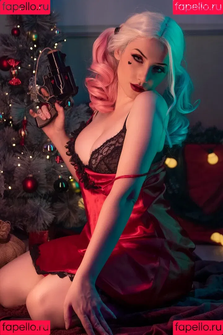 Ezy Summers Cosplay Onlyfans Photo Gallery 