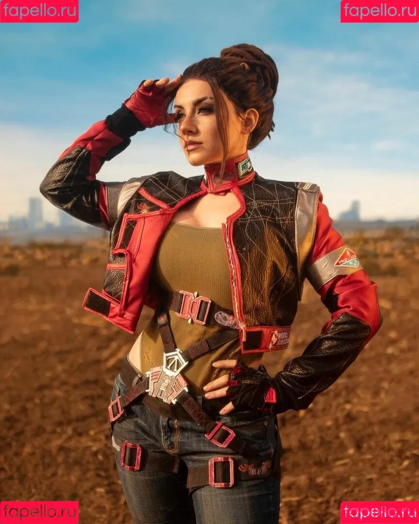 Ezy Summers Cosplay Onlyfans Photo Gallery 