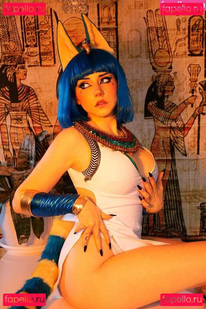 Ezy Summers Cosplay Onlyfans Photo Gallery 