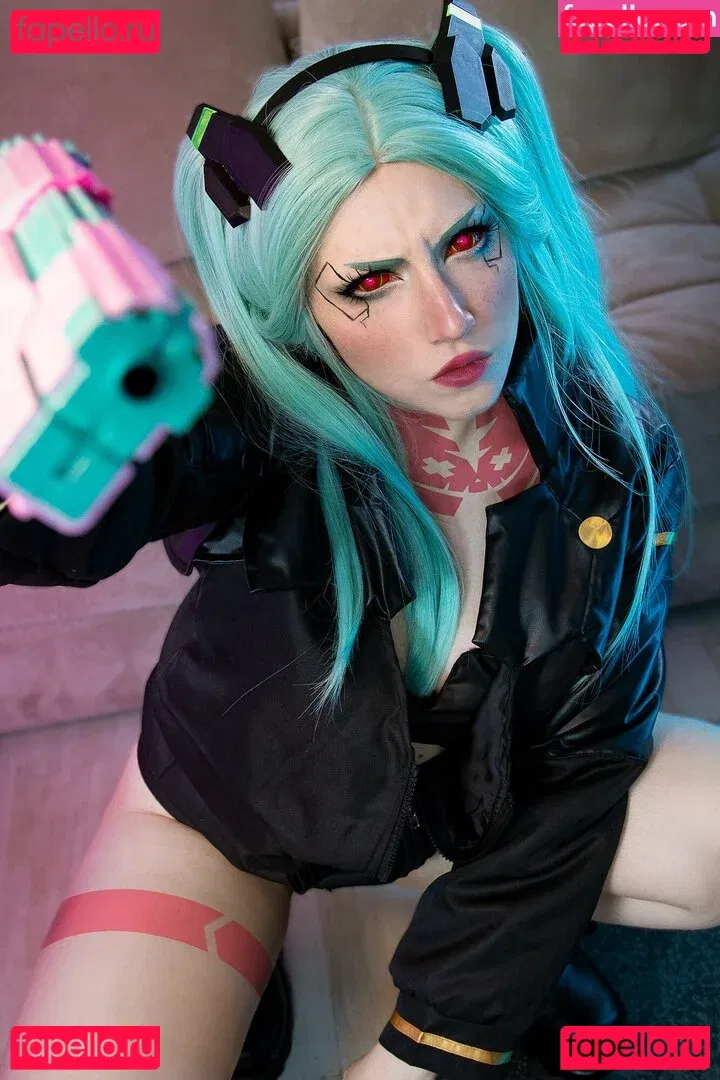 Ezy Summers Cosplay Onlyfans Photo Gallery 