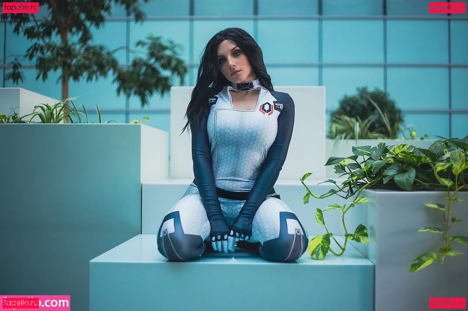 Ezy Summers Cosplay Onlyfans Photo Gallery 