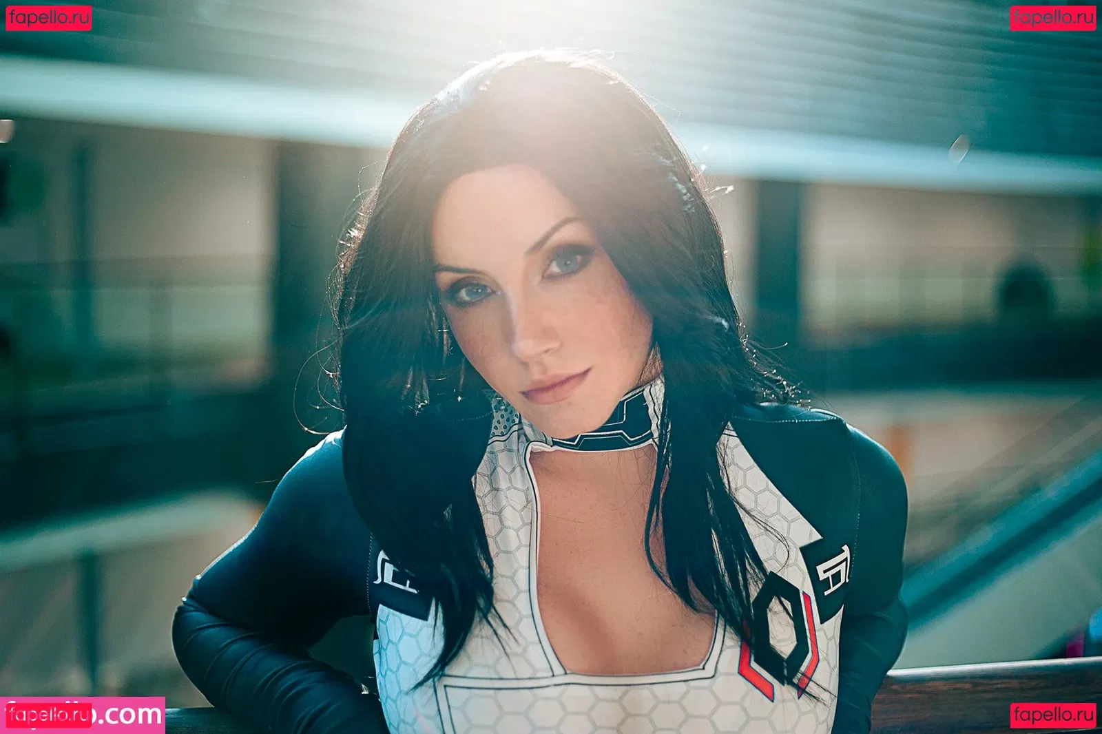 Ezy Summers Cosplay Onlyfans Photo Gallery 