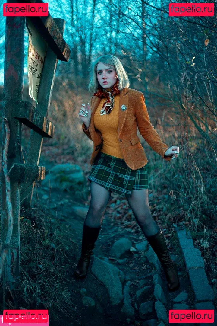 Ezy Summers Cosplay Onlyfans Photo Gallery 