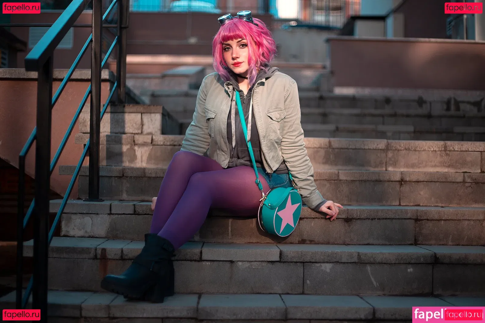 Ezy Summers Cosplay Onlyfans Photo Gallery 