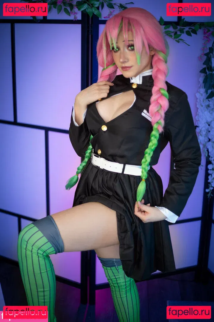 Ezy Summers Cosplay Onlyfans Photo Gallery 