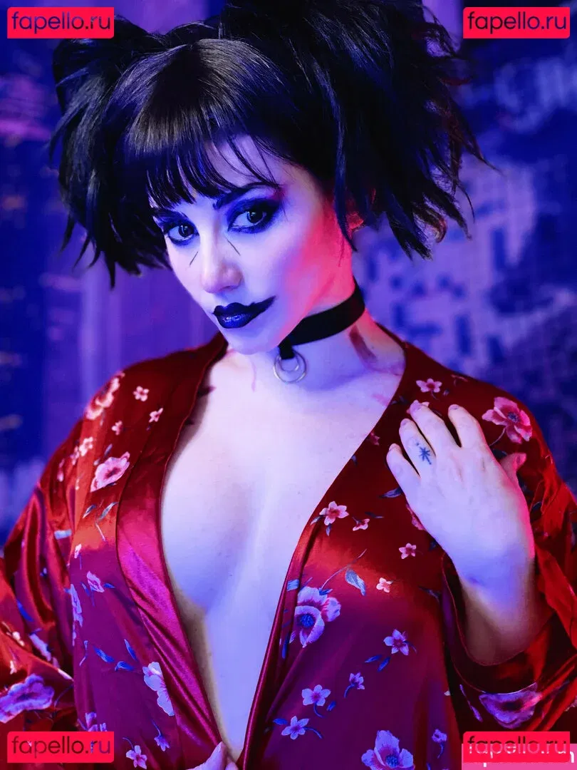 Ezy Summers Cosplay Onlyfans Photo Gallery 