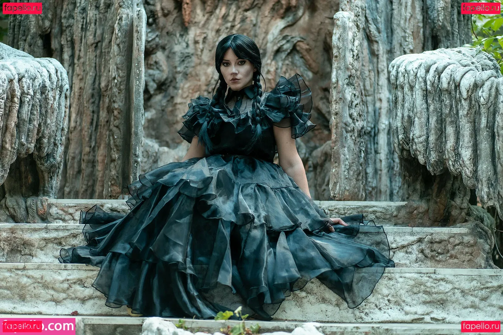 Ezy Summers Cosplay Onlyfans Photo Gallery 