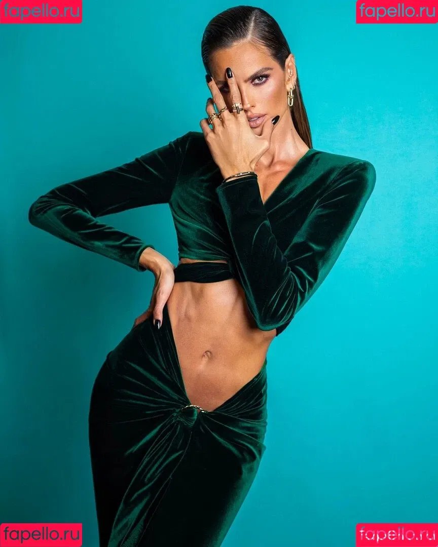 Izabel Goulart Onlyfans Photo Gallery 