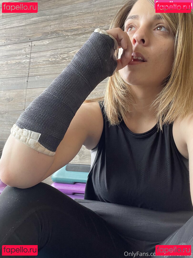 mi6gie / picklesfree Onlyfans Photo Gallery 