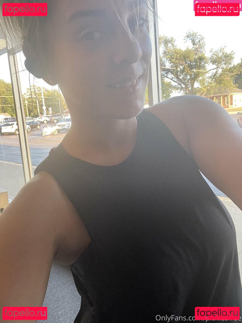 mi6gie / picklesfree Onlyfans Photo Gallery 