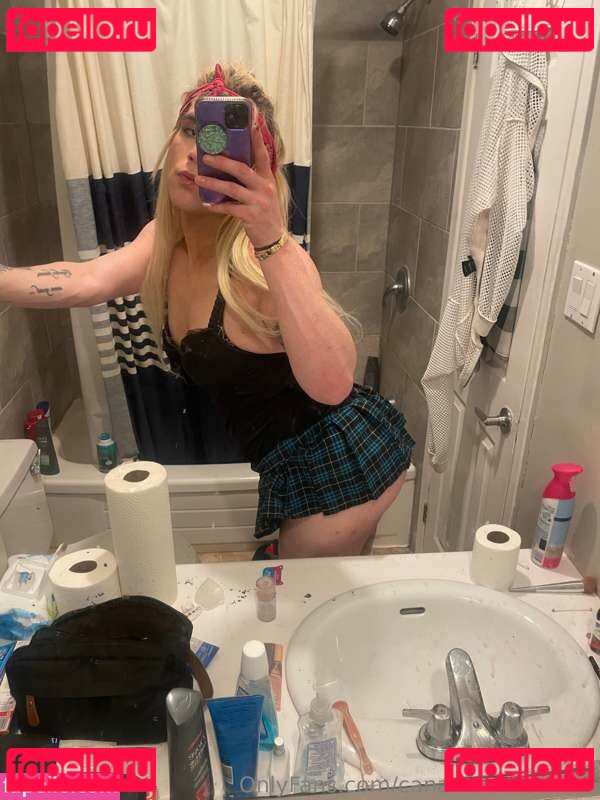 canadianbhaddiee / eajpark Onlyfans Photo Gallery 