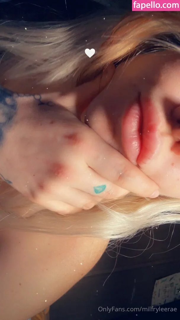 milfryleerae Onlyfans Photo Gallery 