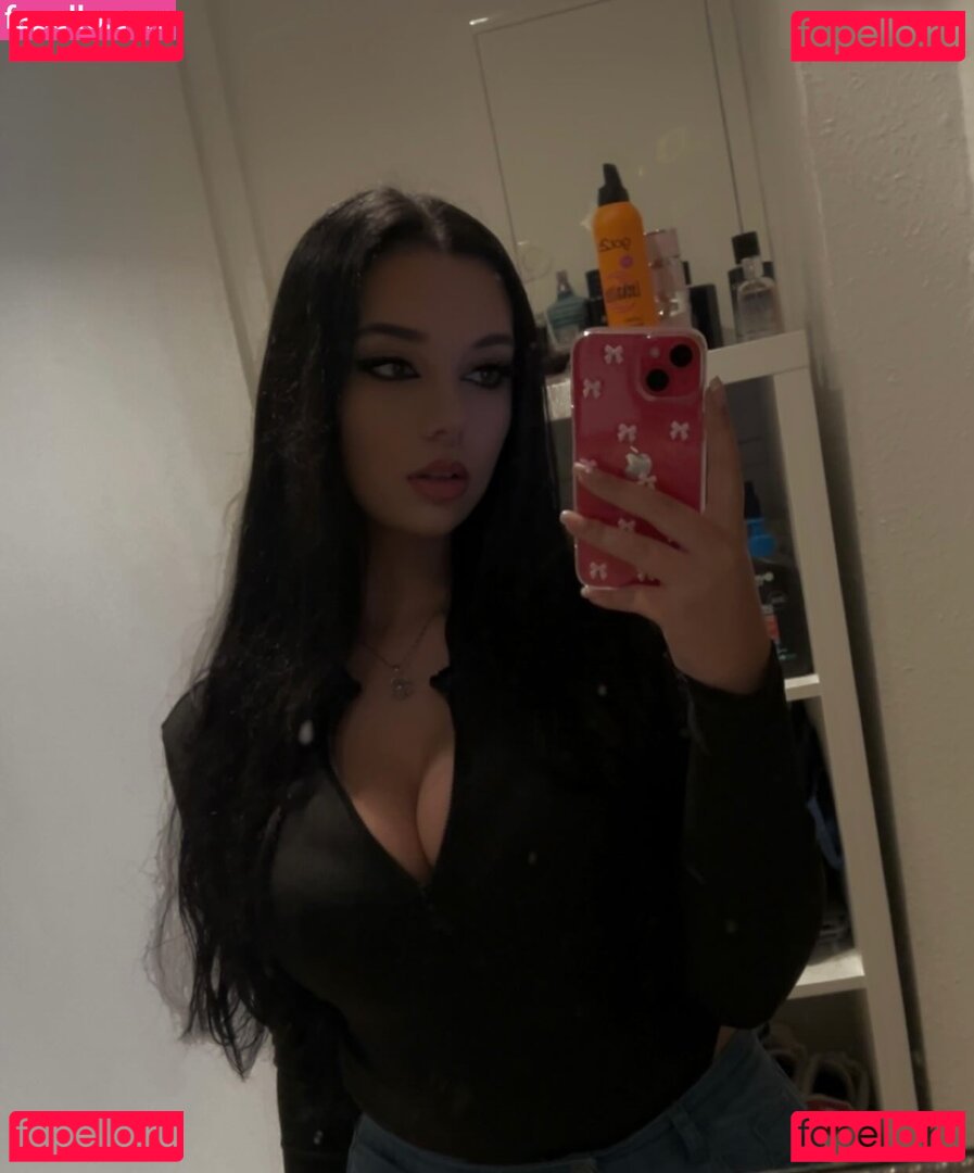 Chantalmanuu / chantallmanu / chantalmanu4 Nude Onlyfans Photo 18
