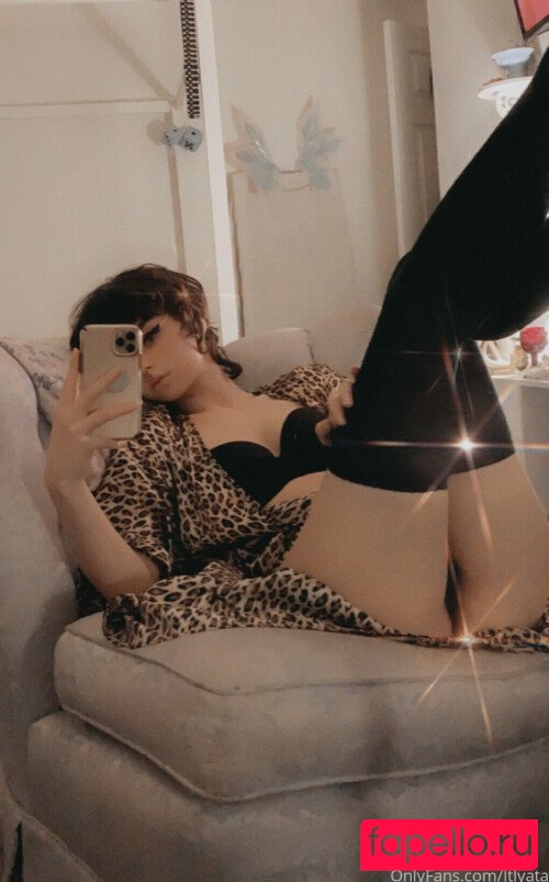 Ltlyata Nude Onlyfans Photo 21
