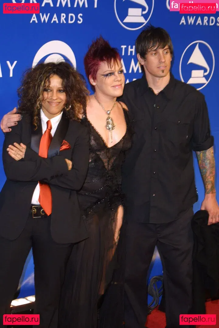 Pink Onlyfans Photo Gallery 