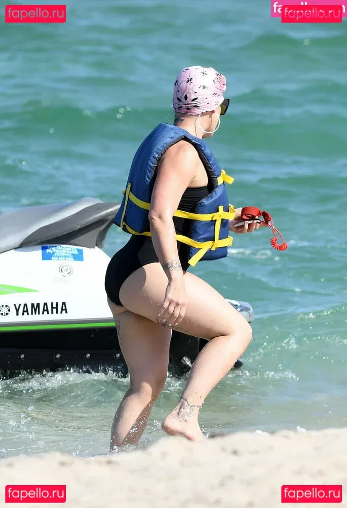 Pink Onlyfans Photo Gallery 