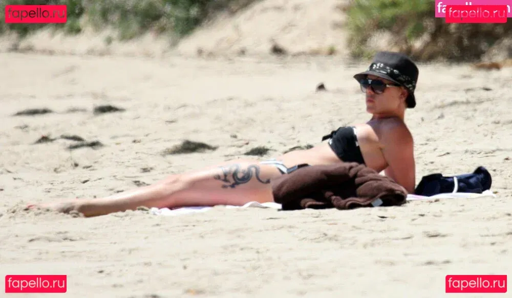 Pink Onlyfans Photo Gallery 