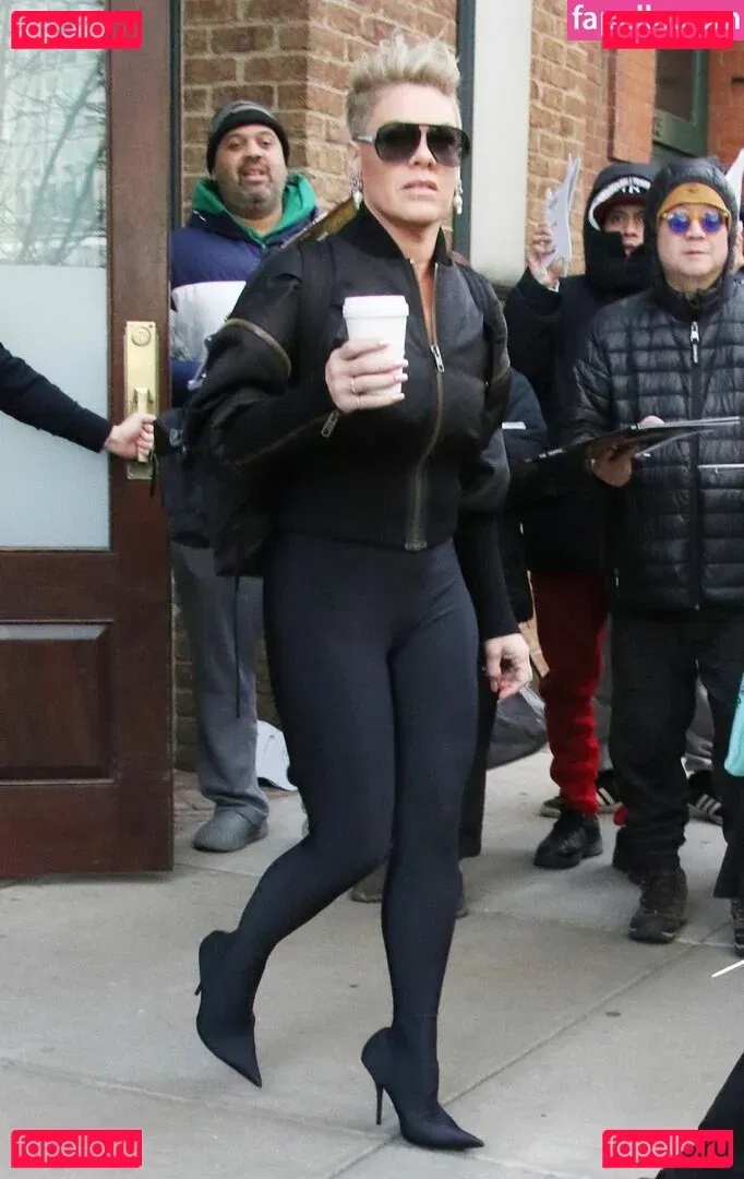 Pink Onlyfans Photo Gallery 