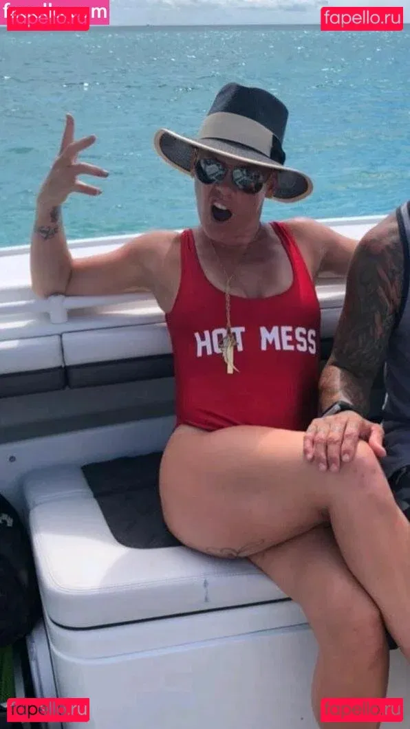 Pink Onlyfans Photo Gallery 