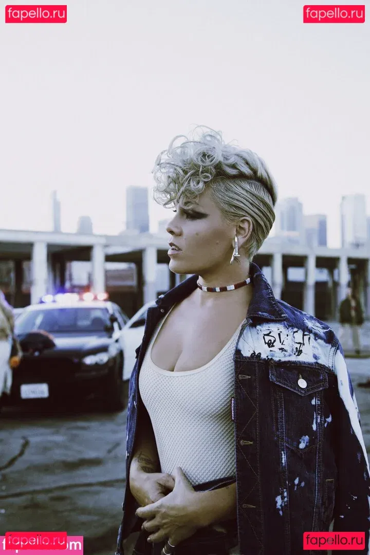 Pink Onlyfans Photo Gallery 