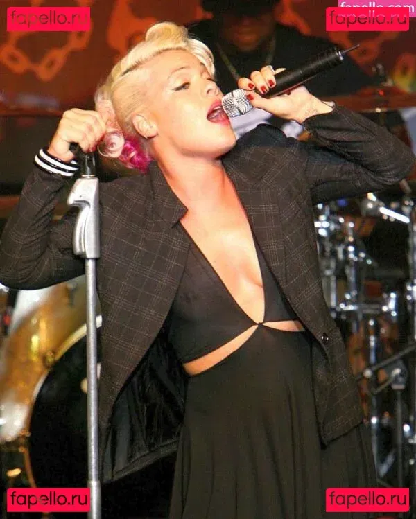 Pink Onlyfans Photo Gallery 