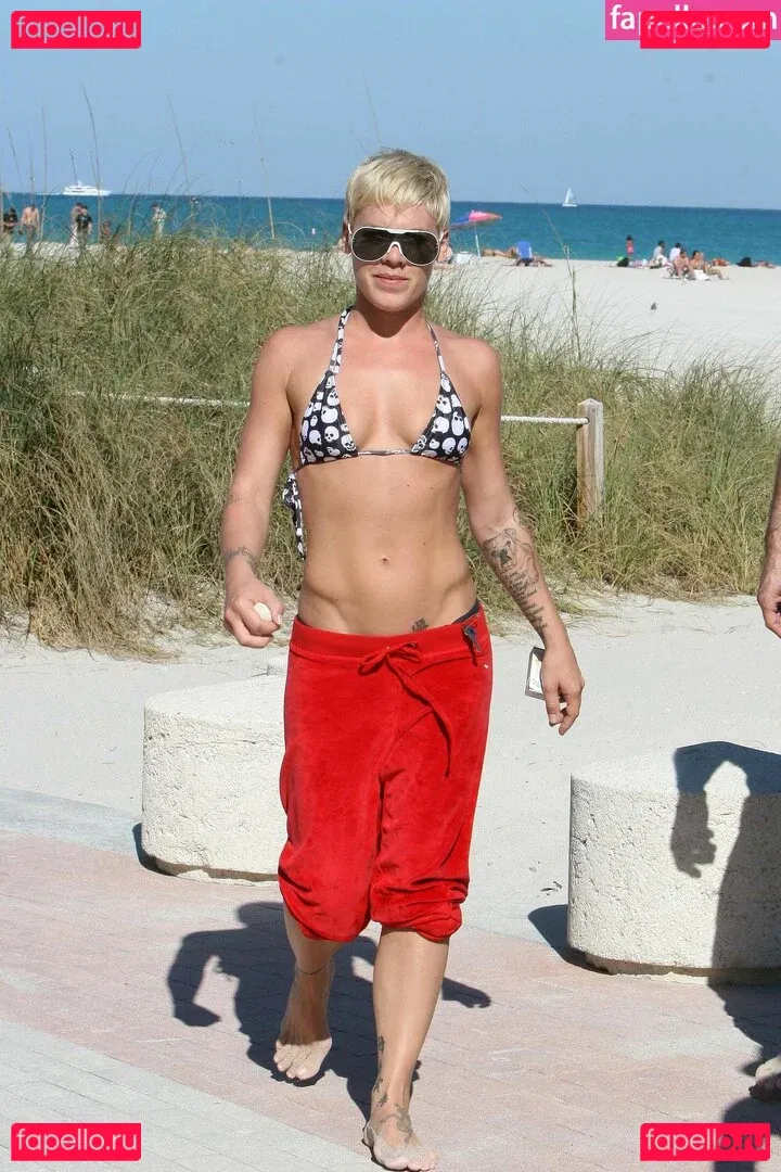 Pink Onlyfans Photo Gallery 