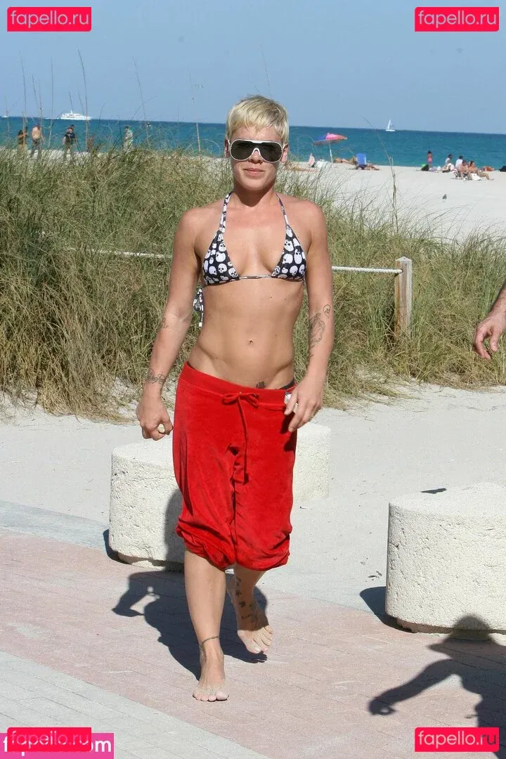 Pink Onlyfans Photo Gallery 