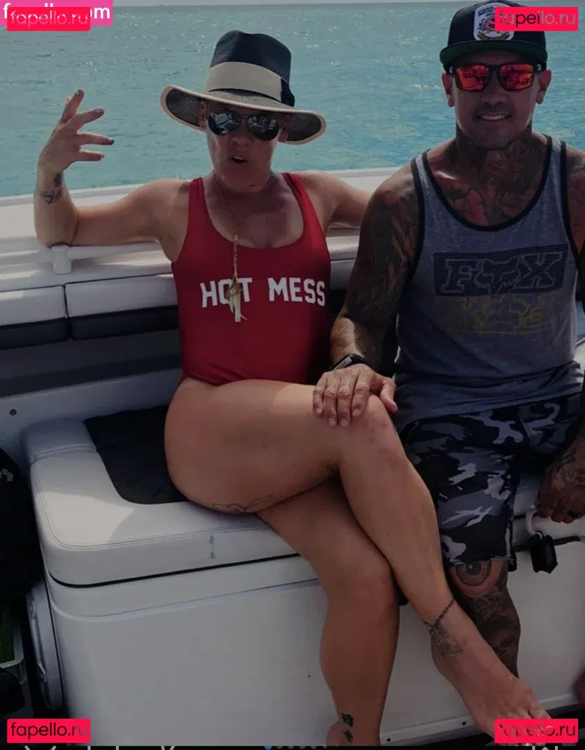 Pink Onlyfans Photo Gallery 