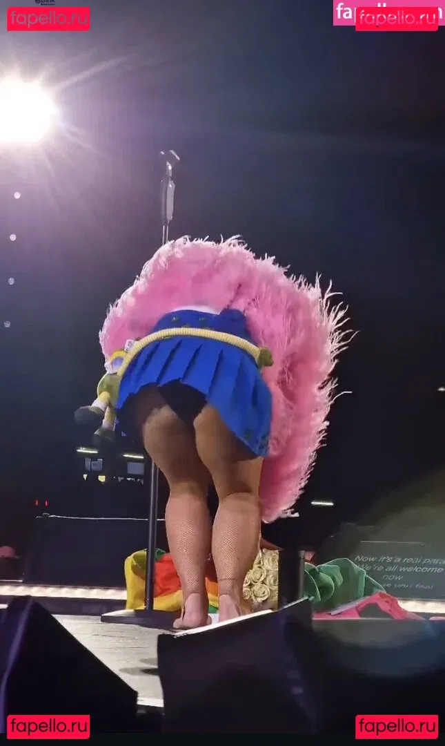 Pink Onlyfans Photo Gallery 