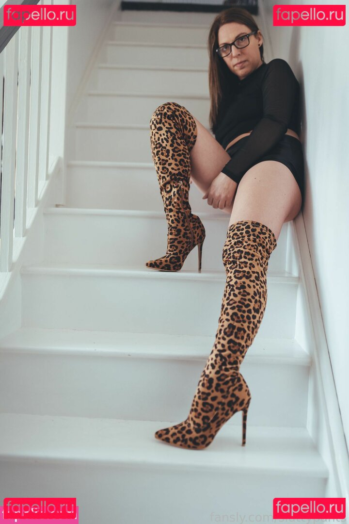 sluttypants Nude Onlyfans Photo 6