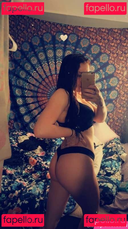 RoseBaby / rose.nic Onlyfans Photo Gallery 