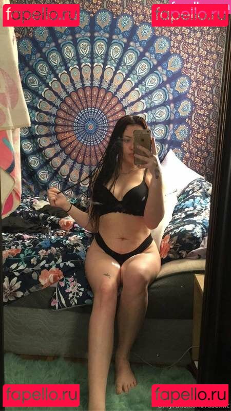 RoseBaby / rose.nic Onlyfans Photo Gallery 