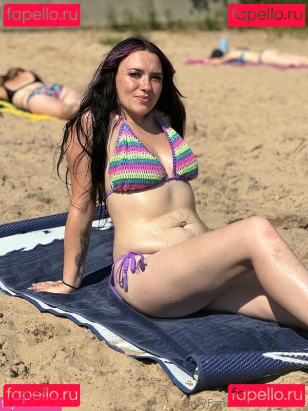 RoseBaby / rose.nic Onlyfans Photo Gallery 