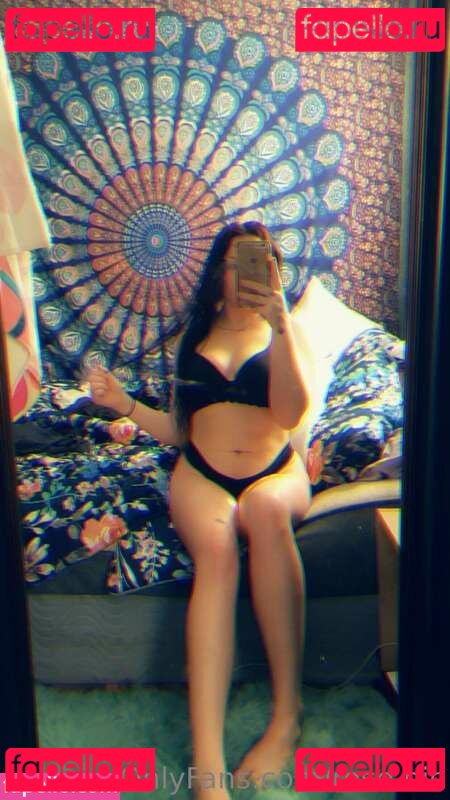 RoseBaby / rose.nic Onlyfans Photo Gallery 