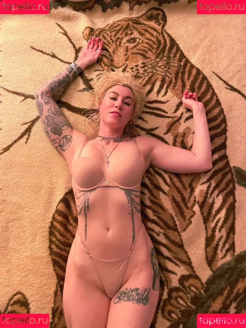 CBG19 Onlyfans Photo Gallery 